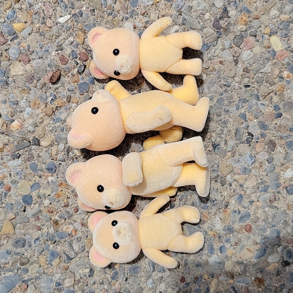 Calico critters bear family